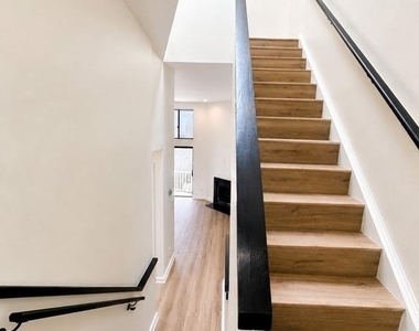 406 15th Street Se - Photo Thumbnail 11