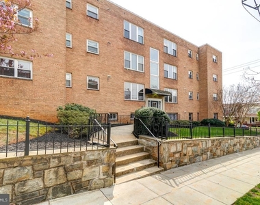 401 Evarts Street Ne - Photo Thumbnail 1