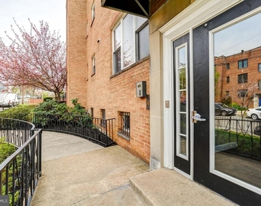 401 Evarts Street Ne - Photo Thumbnail 2