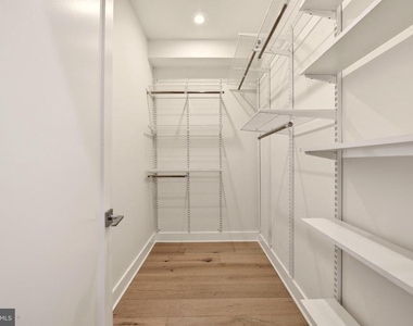 1023 16th Street Ne - Photo Thumbnail 20