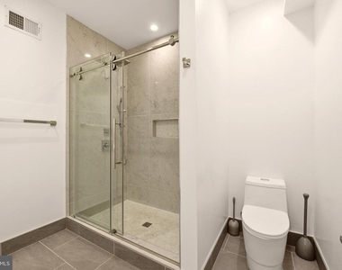 1023 16th Street Ne - Photo Thumbnail 19