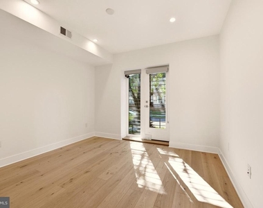 1023 16th Street Ne - Photo Thumbnail 11