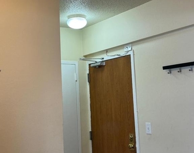 2141 I Street Nw - Photo Thumbnail 1