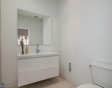 2030 Flagler Place Nw - Photo Thumbnail 32