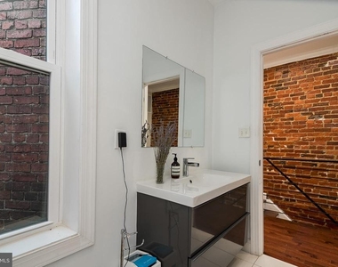 2030 Flagler Place Nw - Photo Thumbnail 38