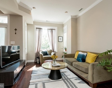2030 Flagler Place Nw - Photo Thumbnail 6