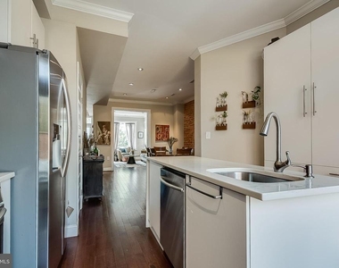 2030 Flagler Place Nw - Photo Thumbnail 24