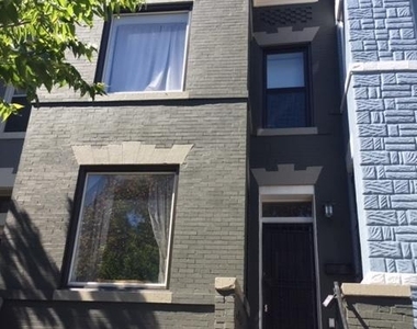 2030 Flagler Place Nw - Photo Thumbnail 1