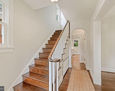 5923 33rd Street Nw - Photo Thumbnail 6
