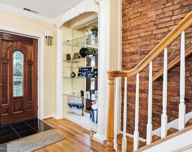 1540 1st Street Nw - Photo Thumbnail 4