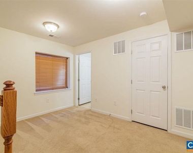 2138 Lockwood Dr - Photo Thumbnail 20