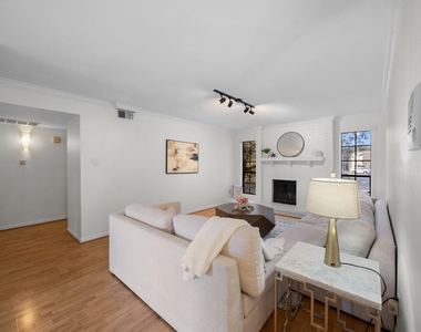 4159 Steck Ave - Photo Thumbnail 4