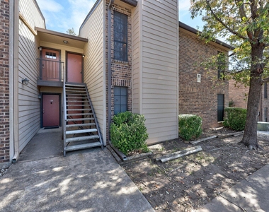 4159 Steck Ave - Photo Thumbnail 2
