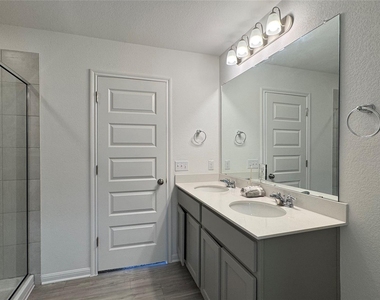 6915 Tiznow Ln - Photo Thumbnail 27