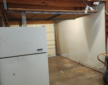 3207 Locke Ln - Photo Thumbnail 17
