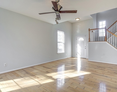 105 Otter Crest Way - Photo Thumbnail 8