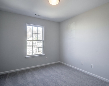 105 Otter Crest Way - Photo Thumbnail 38