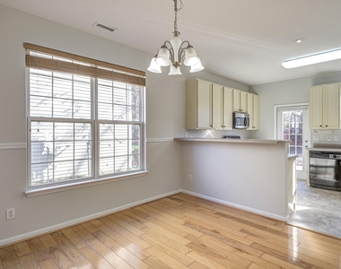 105 Otter Crest Way - Photo Thumbnail 16