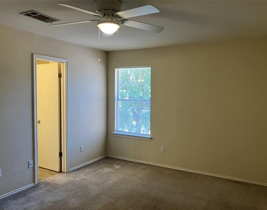 9629 Sugar Hill Dr - Photo Thumbnail 9