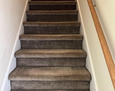 9629 Sugar Hill Dr - Photo Thumbnail 8