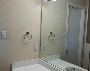 9629 Sugar Hill Dr - Photo Thumbnail 13