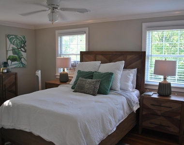 1036 Nichols Drive - Photo Thumbnail 17