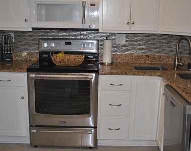 1036 Nichols Drive - Photo Thumbnail 11