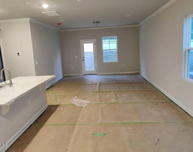 956 Maple Branch Circle - Photo Thumbnail 7