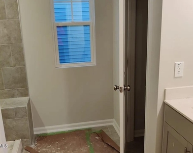 956 Maple Branch Circle - Photo Thumbnail 22