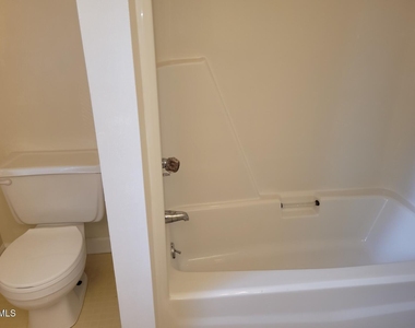 4009 Omer Lane - Photo Thumbnail 22