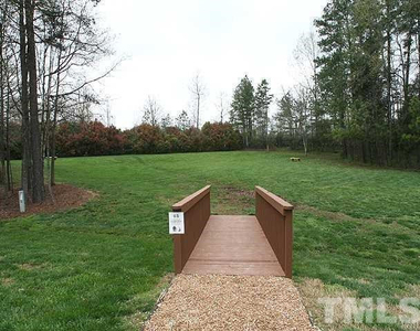 107 Finley Forest Drive - Photo Thumbnail 24