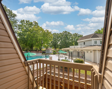 107 Finley Forest Drive - Photo Thumbnail 34