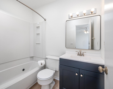 107 Finley Forest Drive - Photo Thumbnail 33