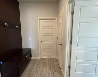 3629 Blue Cloud Dr - Photo Thumbnail 25