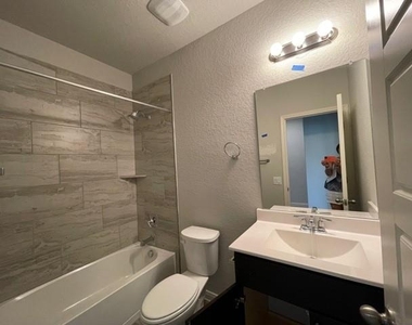 3629 Blue Cloud Dr - Photo Thumbnail 17