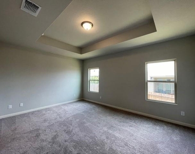3629 Blue Cloud Dr - Photo Thumbnail 37