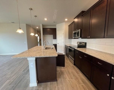 3629 Blue Cloud Dr - Photo Thumbnail 28