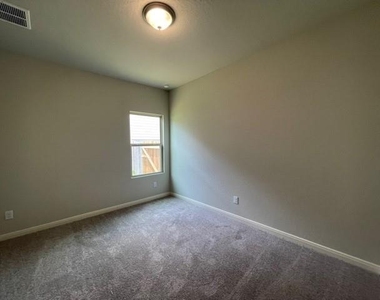 3629 Blue Cloud Dr - Photo Thumbnail 24