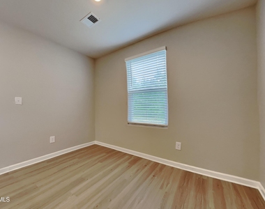 59 Ivy Bank Drive - Photo Thumbnail 3