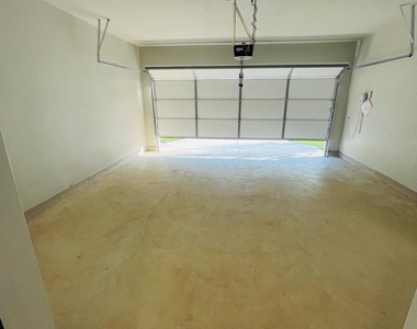 117 Huckleberry Ln - Photo Thumbnail 20