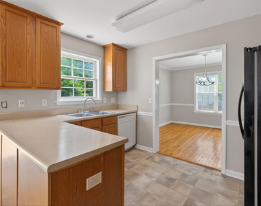 701 Arbor Greene Drive - Photo Thumbnail 19