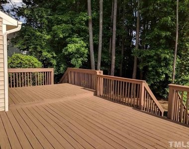 701 Arbor Greene Drive - Photo Thumbnail 13