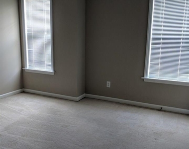 701 Arbor Greene Drive - Photo Thumbnail 21