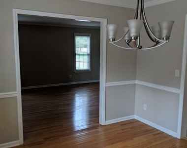 701 Arbor Greene Drive - Photo Thumbnail 16