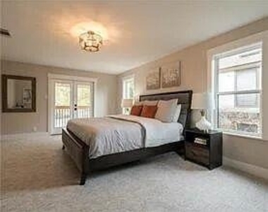 1509 Bay Hill Dr - Photo Thumbnail 11
