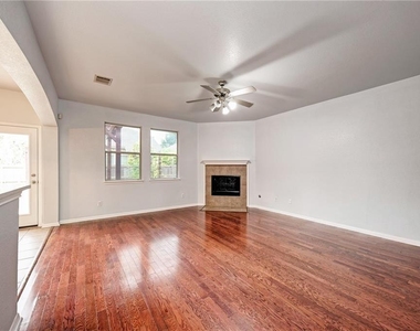 604 Spanish Oak Ter - Photo Thumbnail 7