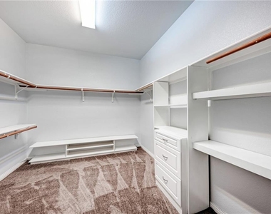 604 Spanish Oak Ter - Photo Thumbnail 20
