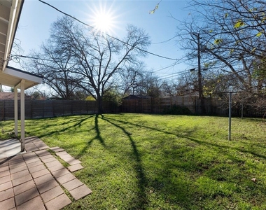 1305 Glenwood Dr - Photo Thumbnail 23
