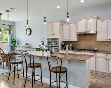 15904 Jeffs Ln - Photo Thumbnail 12