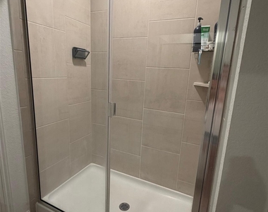 208 Flowers Ave - Photo Thumbnail 12